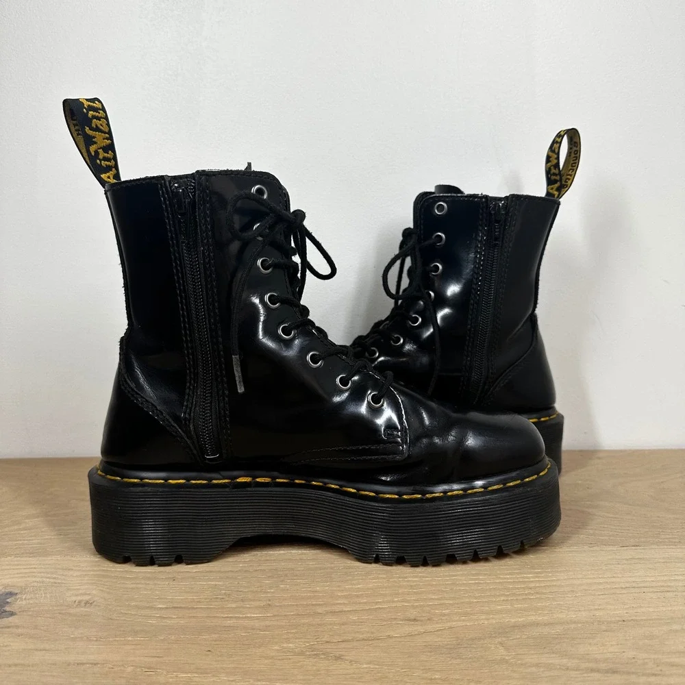 Dr. Martens Jadon Boots Men 7 Women 8 Black Patent Leather Platform Combat